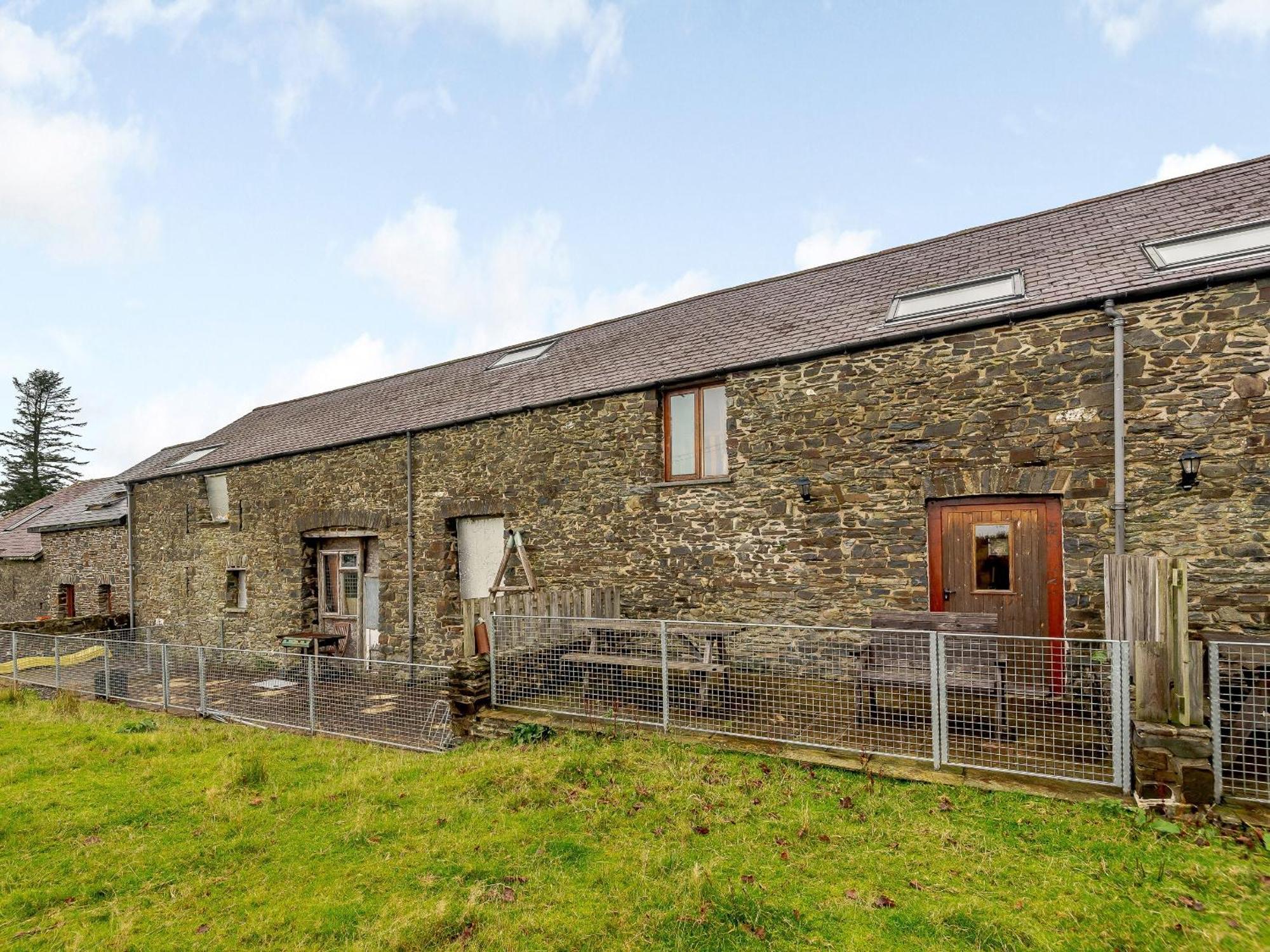 Robins Nest - Uk36208 Villa Llanfihangel-y-Creuddyn Exterior photo